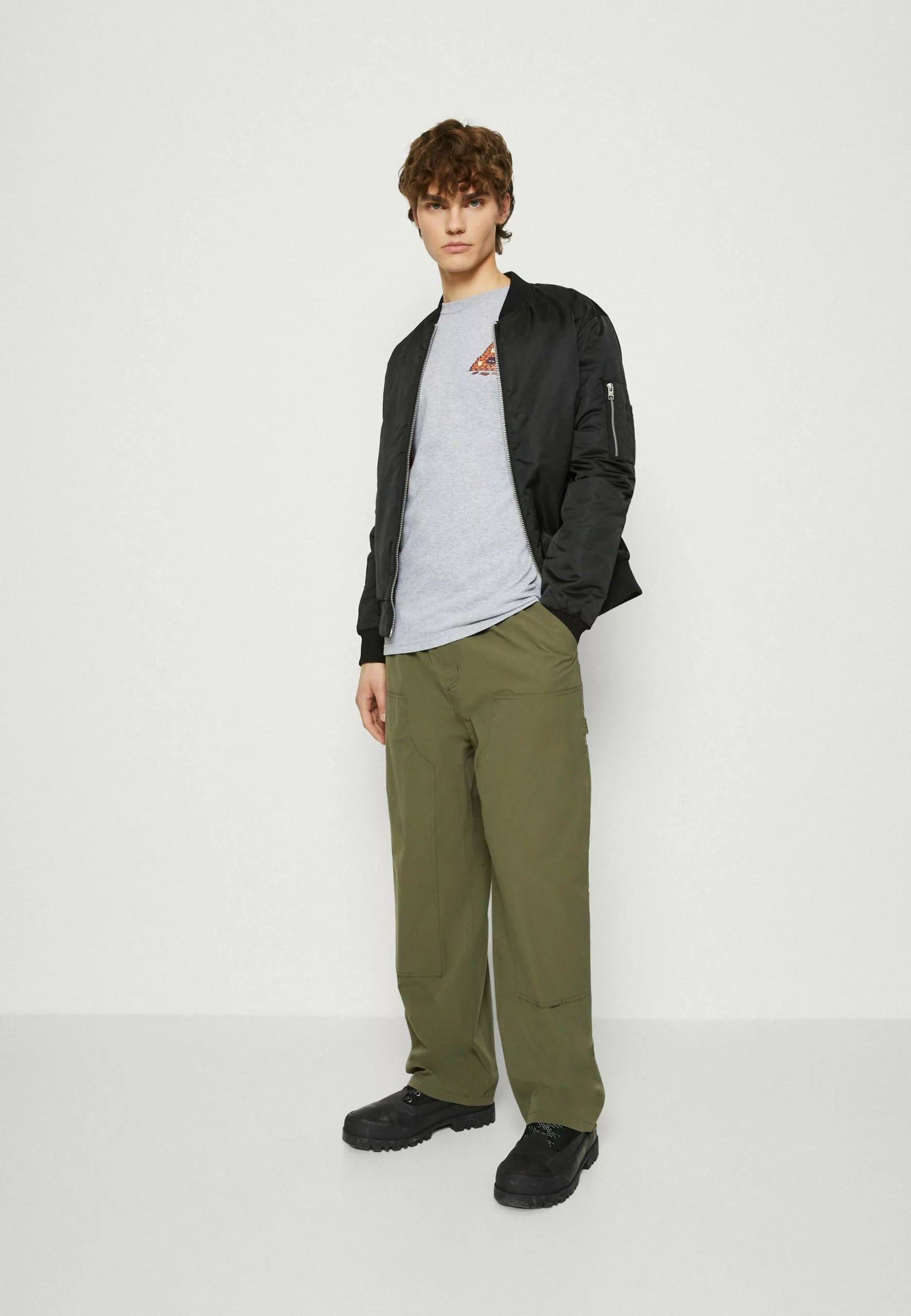 HUF Brick Lurk - Longsleeve - Athletic Grey 2 HUF Brick Lurk - Longsleeve - Athletic Grey - Afbeelding 2