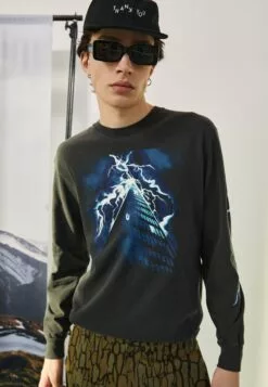 HUF Triangle Of Lightning- Longsleeve - Black