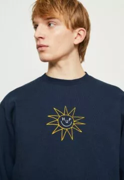 HUF Sun Guy Crewneck Unisex - Sweater - Navy -Huf Winkel 5183c2e0390a48ee9552901ad32f96c9