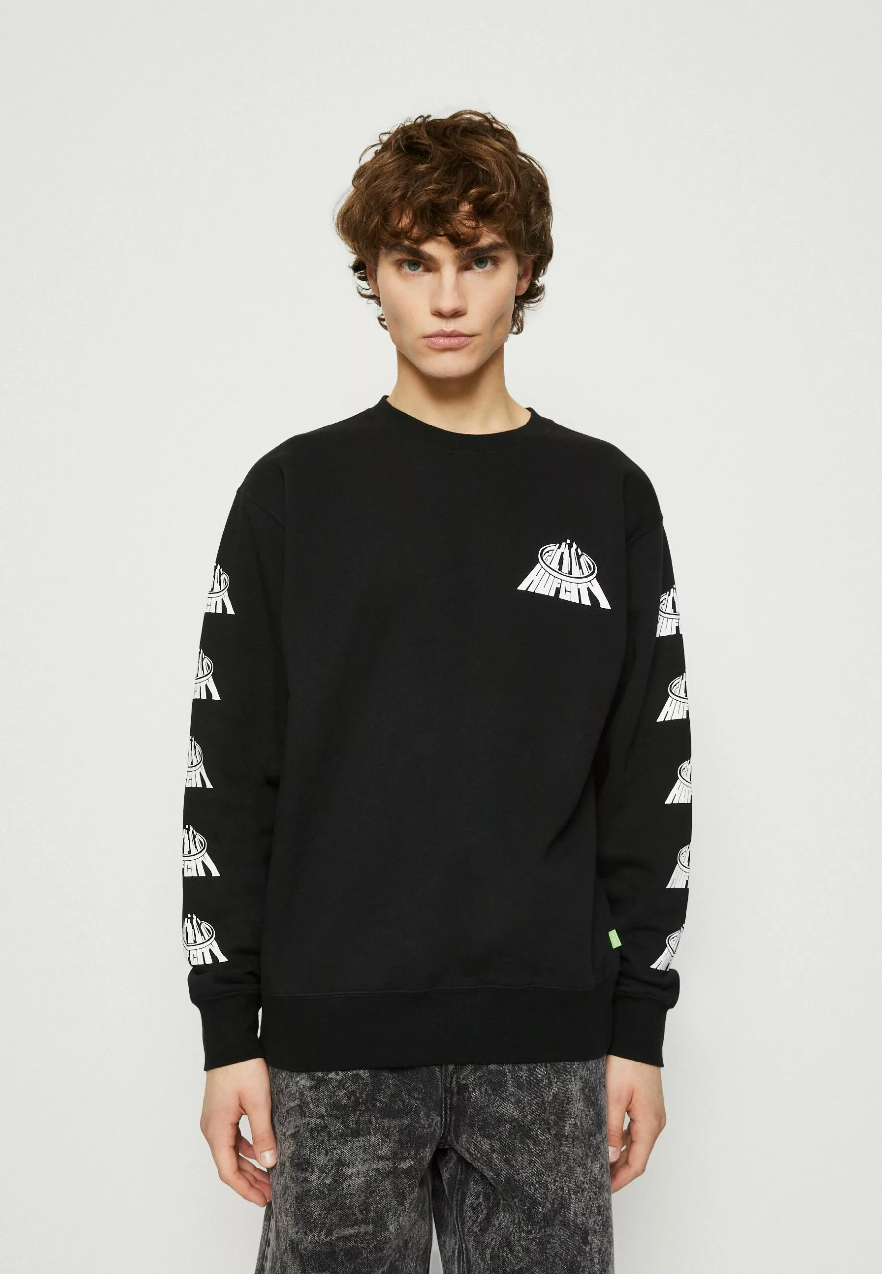 HUF City Crewneck - Sweater - Black 1 HUF City Crewneck - Sweater - Black