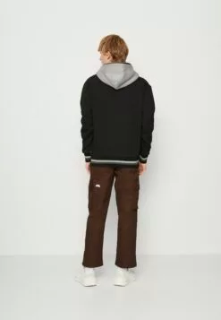 HUF Sideline Hoodie - Sweater - Black -Huf Winkel af7651c397e0421db73d2b0762e69428