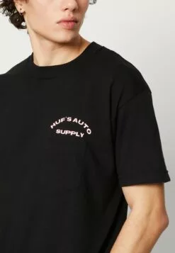 HUF Chop Shop Pocket Unisex - T-Shirt Print - Black 11 HUF Chop Shop Pocket Unisex - T-Shirt Print - Black -Huf Winkel d838e84968be4f409f7b309fffab6599